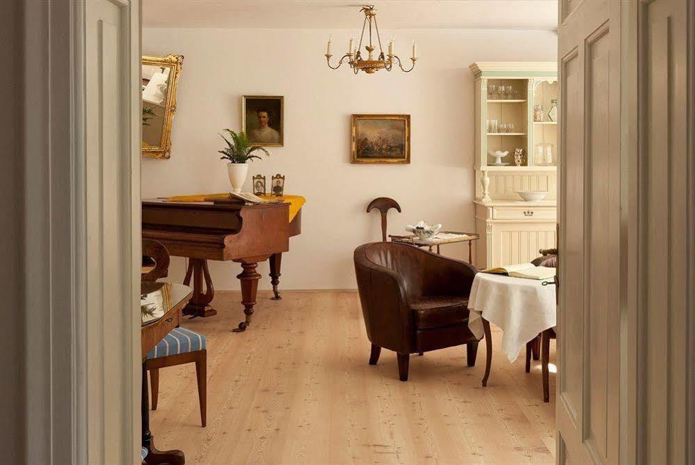 Ottmanngut Suite And Breakfast Мерано Экстерьер фото